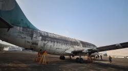 Penampakan 2 Boeing 737 Terlantar di PTDI Bandung Viral, Mangkrak Sejak 2005<