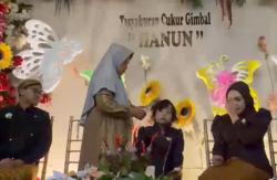 Unik! Sambut Tahun Baru Islam, Bocah Rambut Gimbal di Banjarnegara Diruwat<