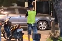 Viral Tukang Cat Duco Diduga Palak Pekerja Billboard di Senen, Endingnya Ditangkap
