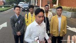 Gibran Ajak Mahasiswa Kunker ke Papua hingga Ende, Cek Program MBG dan Kopdes Merah Putih