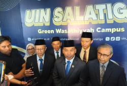 Menteri Wihaji Kukuhkan 3.167 Guru Profesional UIN Salatiga, Ini Pesannya<