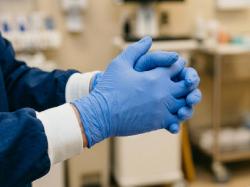 Prancis Konfirmasi Kasus Ebola Pertama, Pasien Seorang Dokter!