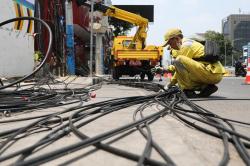 Pemprov Jakarta Mulai Tata Kabel di Bawah Tanah, Perda SJUT Diteken