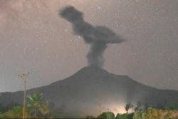 Erupsi Gunung Lewotobi Laki-Laki, Hujan Abu Guyur Sejumlah Desa di Flores