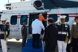 Prabowo dan PM India Narendra Modi Tinjau Candi Prambanan Naik Helikopter