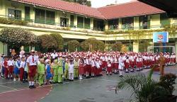 Begini Suasana Hari Pertama Siswa Masuk Sekolah, Diramaikan Orang Tua Murid Baru