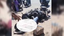 Tragis! Motor Ditabrak Truk di Gowa, Ayah Tewas Anak Patah Tulang