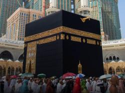 Matahari Tepat di Atas Ka'bah Hari Ini, Sains Bongkar Penyebabnya!