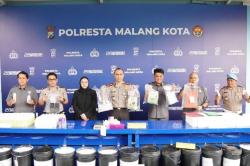Polisi Bongkar Pabrik Kosmetik Ilegal di Malang dan Kediri, 2 Tersangka Ditangkap