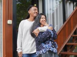 Mengharukan, Fanny Ghassani dan Suami Jalani Bayi Tabung usai 9 Tahun Menanti Momongan