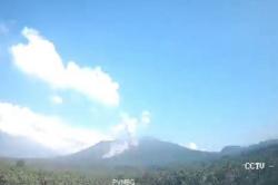Gunung Ibu Meletus Hari Ini, Muntahkan Kolom Abu Tebal Setinggi 500 Meter