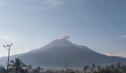 Gunung Lewotobi Laki-laki Erupsi 3 Kali sejak Dini Hari, Kolom Abu Capai 600 Meter