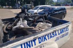 Kronologi Minibus Tabrak Motor Tewaskan Ayah-Anak di Cilegon, Sopir Diduga Ngantuk