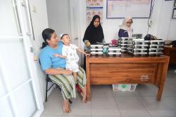 Potret Ibu Hamil hingga Balita Dapat MBG