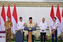 Cegah Kecelakaan, Prabowo Minta KAI Pasang Palang Otomatis di Pelintasan Kereta