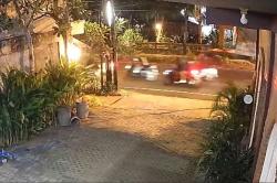 Mencekam! 2 Kelompok Pemuda Saling Serang di Tuban Terekam CCTV, Batu Beterbangan