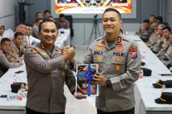 Sertijab Kapolres Lumajang, AKBP Riki Yariandi Gantikan AKBP Alex Sandy Siregar