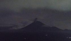 Gunung Semeru Erupsi Malam Ini, Kolom Abu Capai 800 Meter