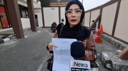 Viral! IRT Mengamuk di Kantor Advokat Karawang, Protes Data Pribadi Diduga Dipakai Tanpa Izin