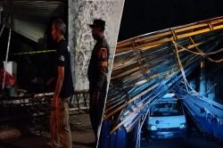 Detik-Detik Dapur SPPG di Mojokerto Terbakar usai Ledakan Keras, Atap Bangunan Roboh