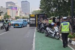 Polisi Siaga jelang Demo BEM UI di Bundaran HI, Blokade Jalan Disiapkan