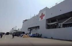 Bantu Korban Gempa NTT, Koarmada II Kirim KRI dr Soeharso dan Alat Berat