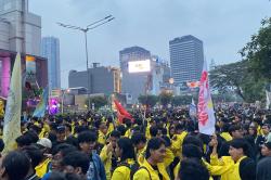 Massa Demo BEM UI Mulai Bubarkan Diri, Tinggalkan Dukuh Atas Menuju Senayan