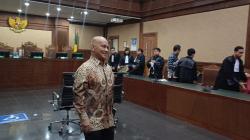 Breaking News: 2 Terdakwa Kasus Korupsi Jual Beli Gas Divonis 5,5 dan 4 Tahun Penjara