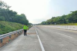 Kecelakaan Maut 2 Truk Tabrakan di Tol Semarang-Batang, 1 Orang Tewas