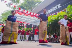 Melihat Keseruan National Drive Thru Day 2026