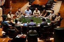 Prabowo Pimpin Ratas di Hambalang, Bahas Penanganan Karhutla Kalimantan dan Gempa NTT