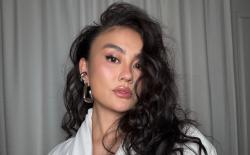 Agnez Mo Pulang ke Indonesia Siap Galang Dana untuk Korban Kebakaran Hutan