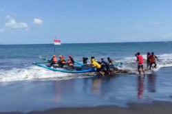 7 Hari Dicari Tak Kunjung Ditemukan, Operasi SAR 2 Nelayan Hilang di Jember Dihentikan