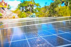 PLN IP Kembangkan 4 Proyek PLTS 490 MW, Dukung Target Energi Surya 100 GW