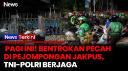 TNI Diterjunkan Redam Bentrokan Massa dan Polisi di Pejompongan