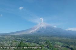 Gunung Semeru Meletus Hari Ini, Muntahkan Abu Vulkanis Setinggi 700 Meter