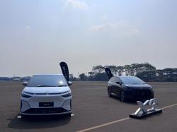 Menjajal XPENG X9 Terbaru: Dijejali Banyak Fitur Pintar, Manuvernya Bikin Kaget!