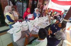 Bantuan Beras Diperpanjang hingga Desember 2026, Bulog Jamin Stok Aman