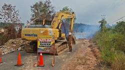 Batu Bara di Bawah Jalan Pantai Amal Tarakan Masih Membara, Akses Jalan Diputus