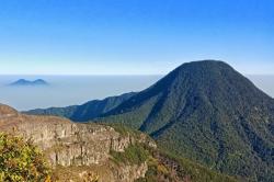 Pendakian Gunung Gede Pangrango Ditutup Lagi, Risiko karhutla Masih Tinggi