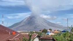 Gunung Sinabung Siaga, Warga 2 Desa di Karo Masuk Zona Merah Bersiap Dievakuasi