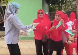 Dampak Hujan Abu Vulkanik, Apotek di Bandar Lampung Kehabisan Stok Masker