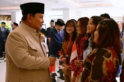 Tiba di India, Prabowo Disambut Hangat Diaspora dan Mahasiswa Indonesia