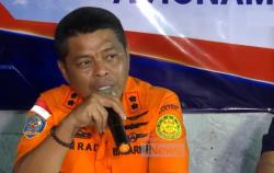Tim SAR Serahkan Temuan Life Jacket hingga Terpal dalam Pencarian 5 Jurnalis Hilang ke Polisi