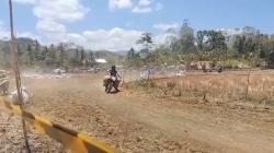 Seru! Pesta Panen Kading Cap Race 2026, Puluhan Joki Taksi Gabah Adu Cepat di Barru
