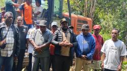 Anggota DPRD Papua Barat Daya Willem Assem Dorong Pembangunan Lapangan Terbang di Maybrat