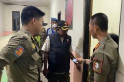 Razia Kos di Bojonegoro, 2 Orang Diduga Pasangan Sesama Jenis Diamankan