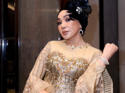 Dewi Gita Sempat Tutup Komentar Instagram di Tengah Dugaan Perselingkuhan Andre Taulany