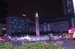 Penampakan Bundaran HI saat Lampu Dipadamkan 1 Jam, Sejumlah Titik Gelap
