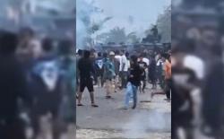 Mencekam! Warga Banemo Bentrok dengan Brimob Polda Malut, Protes Penangkapan 5 Orang